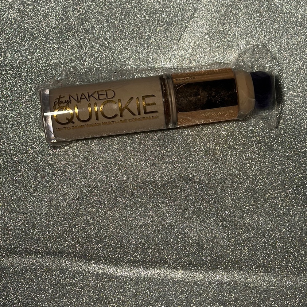 Naked, stay naked, quickie 24 hour concealer 20nn